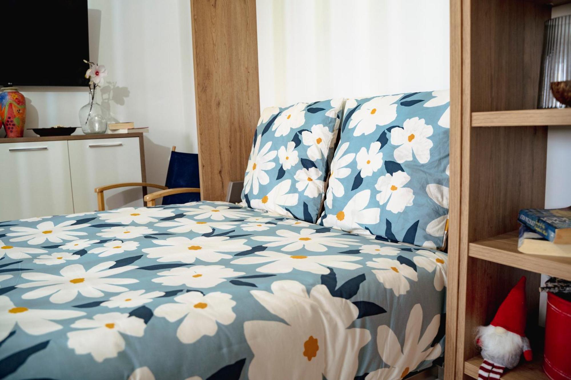 Wonderful Apartment In Ferragudo 2Double Beds Near Beaches And Golf Exteriör bild